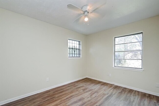 Building Photo - 4113 Dawson Ln