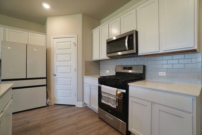 Building Photo - 16716 Casa Anna Dr.