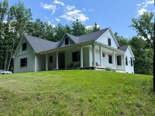 Primary Photo - 5 Townline Rd