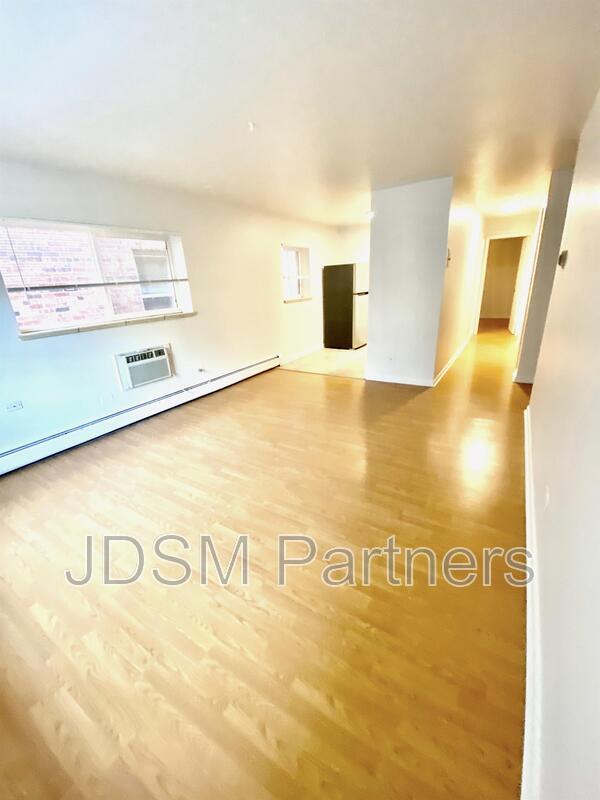 Building Photo - 1415 N Pearl St