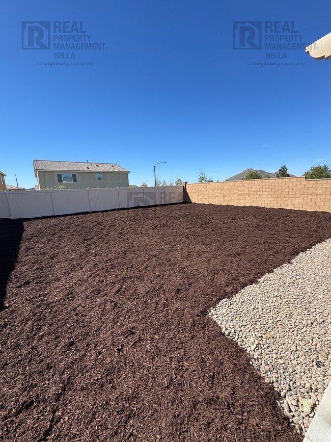 Building Photo - Spacious Corner Lot Home in Desirable Winchester Community – 3 Bed + Office + Large Backyard!