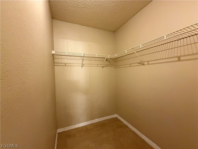 Building Photo - 12561 Equestrian Cir