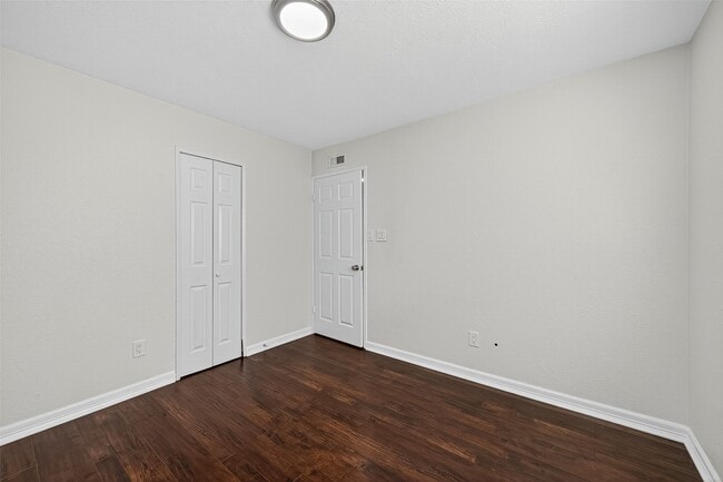 Building Photo - 15638 Empanada Dr