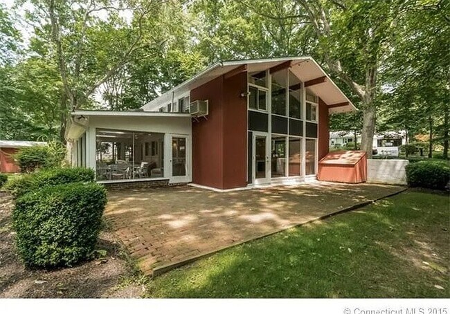 Primary Photo - 828 Dentree Dr