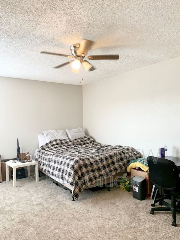 Building Photo - 2623 Piedras Dr