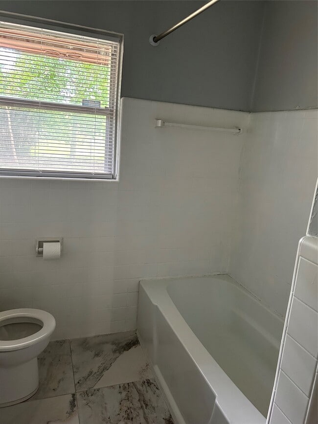 Building Photo - 4022 Cheena Dr