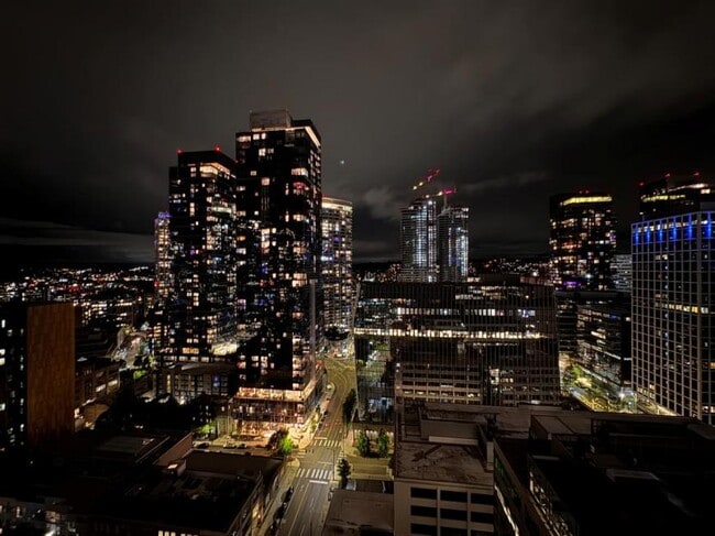 Building Photo - 1 bedroom in Seattle WA 98101