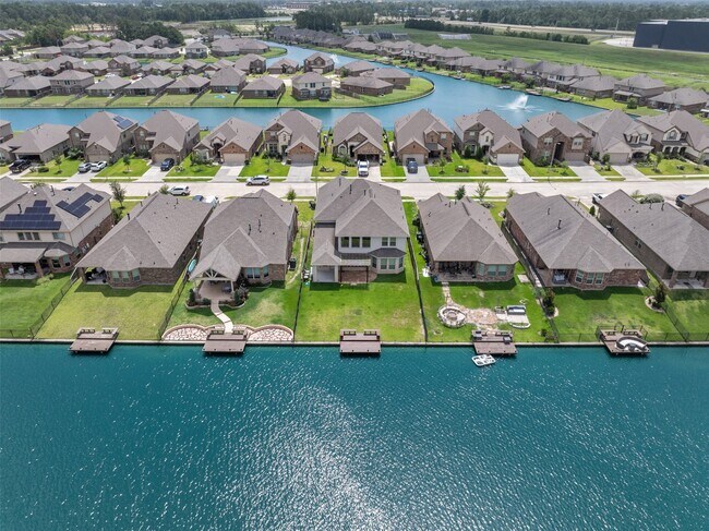 Building Photo - 29650 Yaupon Shore Dr