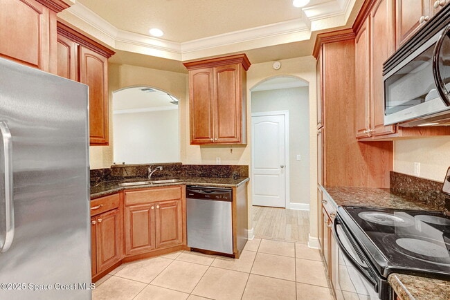 Building Photo - 1795 Noel Pl