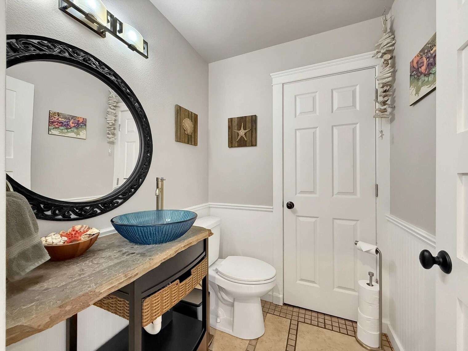 Building Photo - 237 W Alder St