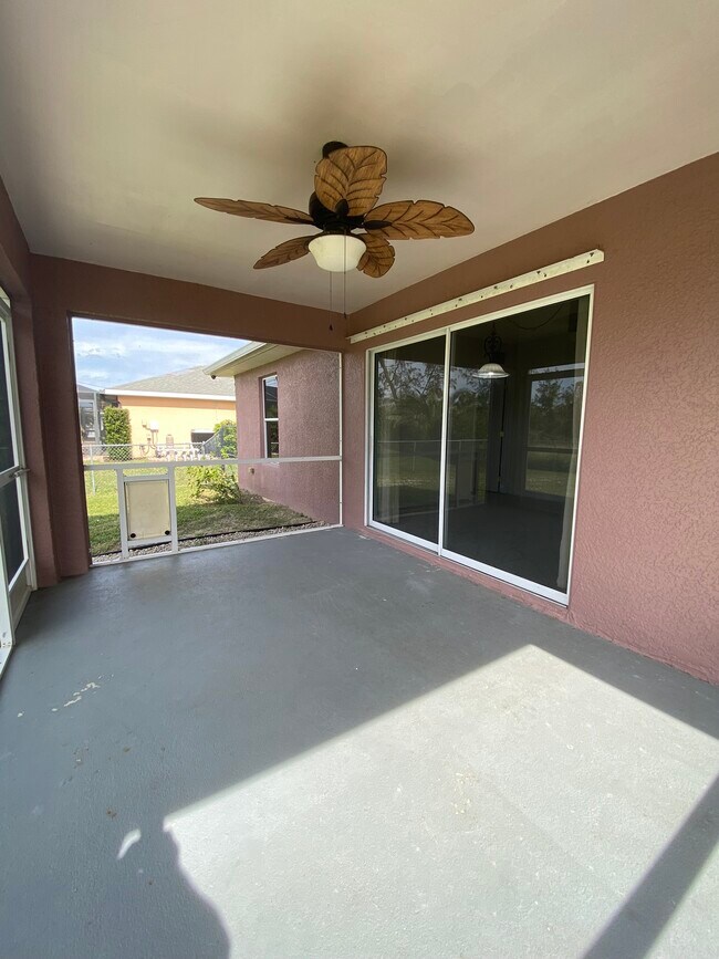 Building Photo - 1804 NW 1st Ave