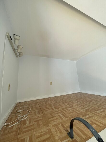 Building Photo - 102 Brookline Ave