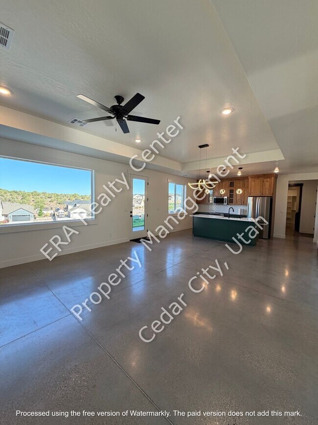 Building Photo - Newer Construction - 4 bedroom- 2 bath Single Family Home