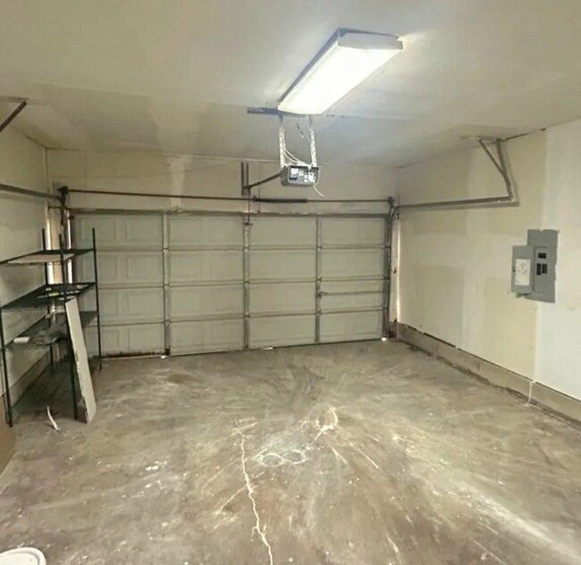 Building Photo - 5429 Dazzle Dr