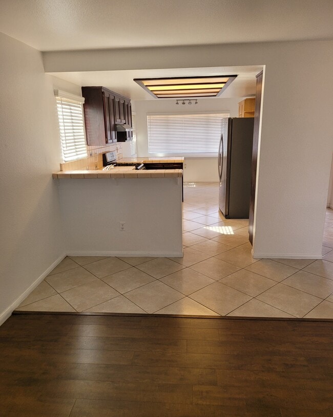 Building Photo - 309 Sea Vale St