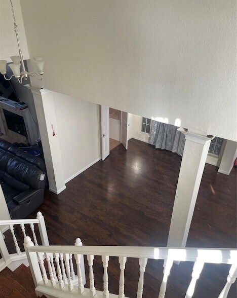 Building Photo - 1505 Mission Ridge Trail