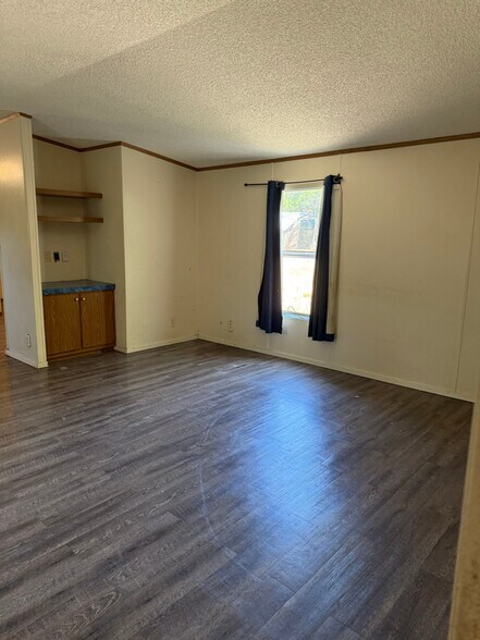 Building Photo - 1170 Qappuella Dr