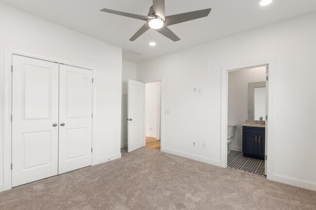 Building Photo - 4039 Tallow Pl