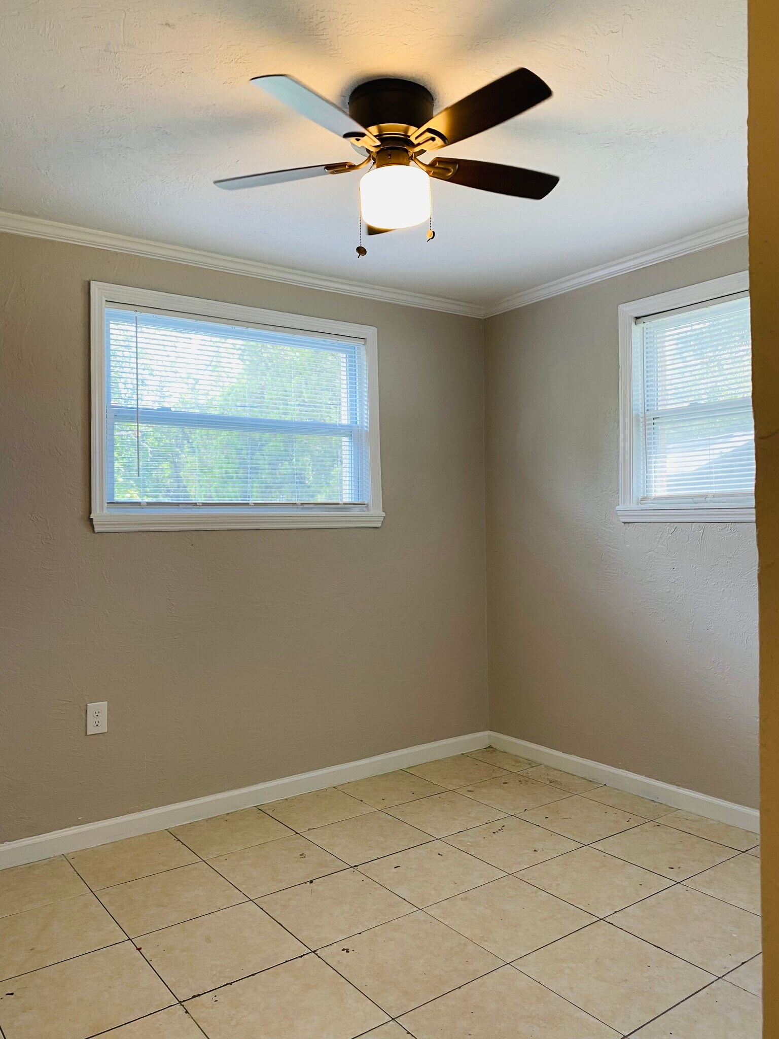 2 of bedrooms at back - 1701 26th St S