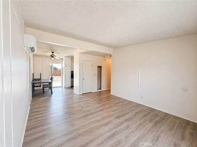 Building Photo - 6848 Quail Spring Ave