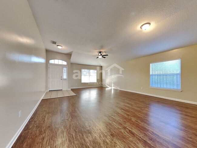 Building Photo - 392 Brierstone Ct