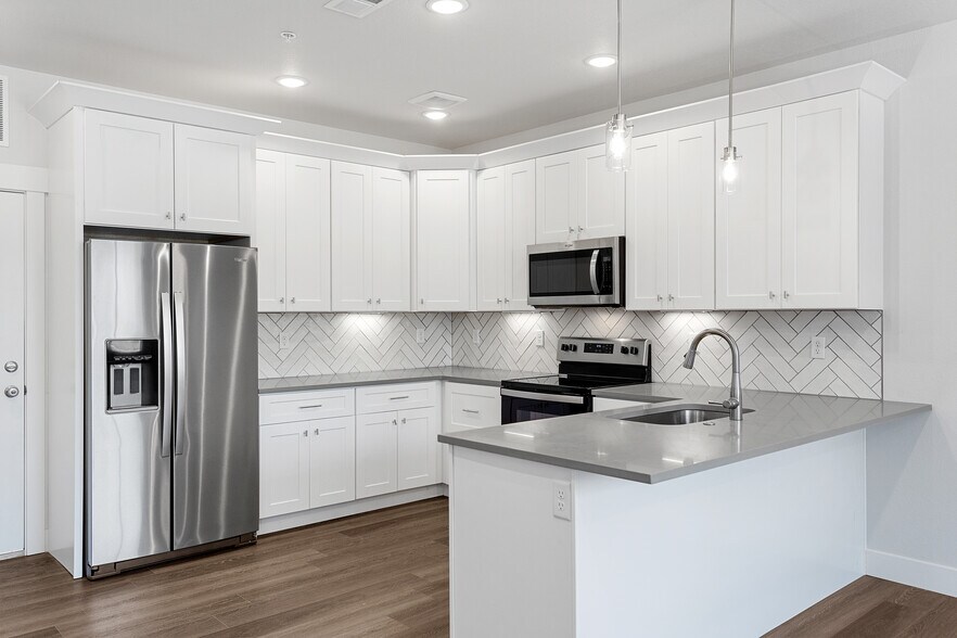 Building Photo - 2402 49th Avenue Ct