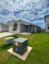 Building Photo - 10800 Blacket Dr