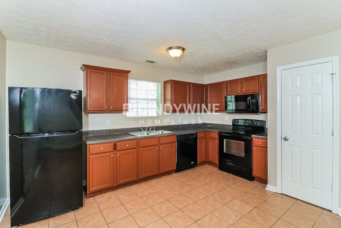 Building Photo - 3918 Tolliver Hills Dr