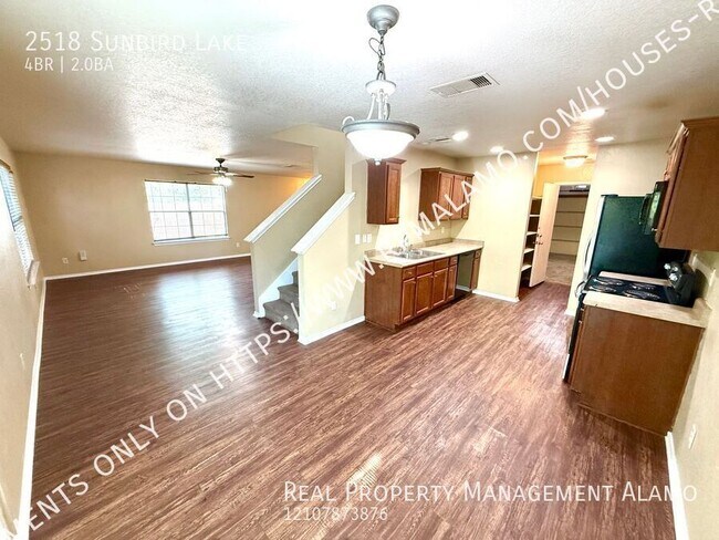 Building Photo - 2518 Sunbird Lk