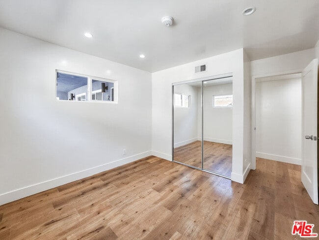 Building Photo - 2917 N Coolidge Ave