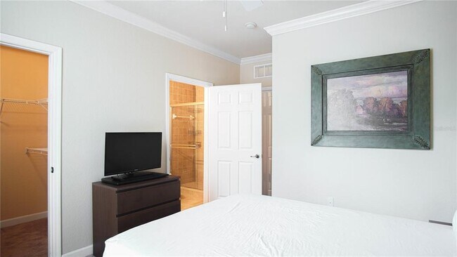 Building Photo - 1371 Tuscan Terrace