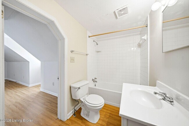 Building Photo - 1612 Ellwood Ave