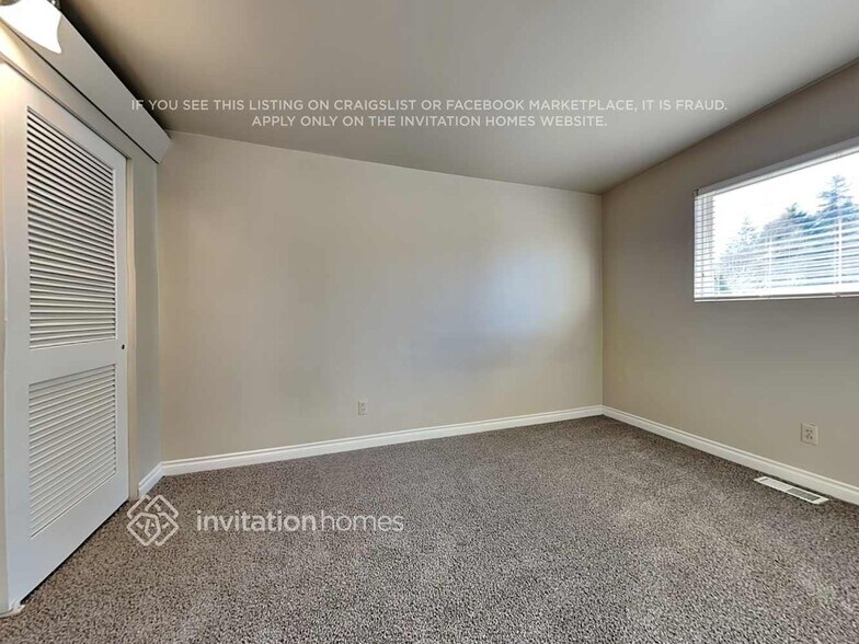 Building Photo - 28232 27th Ave S