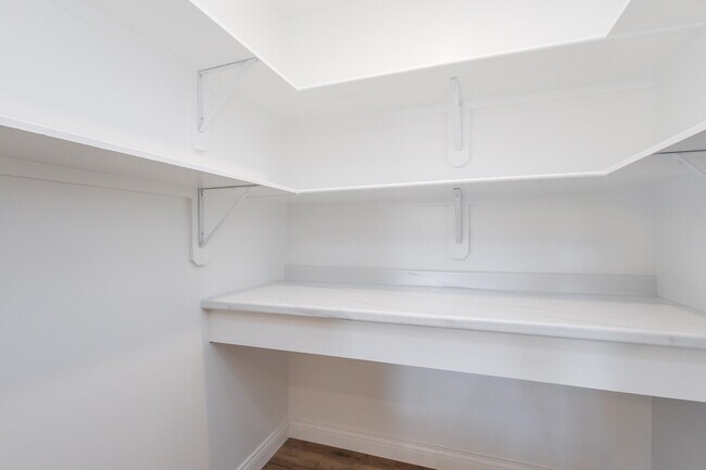Building Photo - 5416 Heath Ct