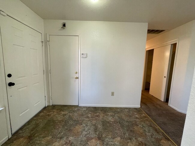 Building Photo - 441 N McClure Rd