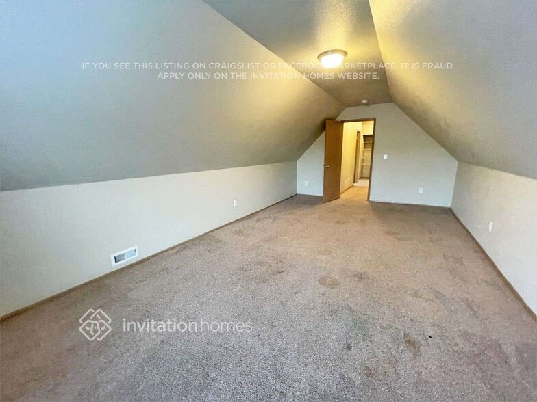 Building Photo - 18006 Panorama Blvd E