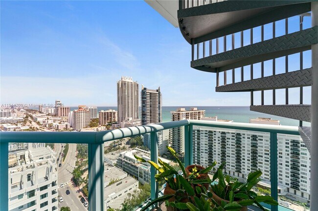 Building Photo - 6000 Indian Creek Dr