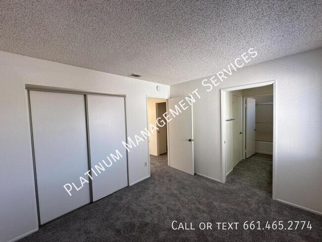 Building Photo - 3063 W Ave J4