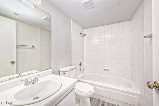 Building Photo - 2684 Bryandouglas Dr