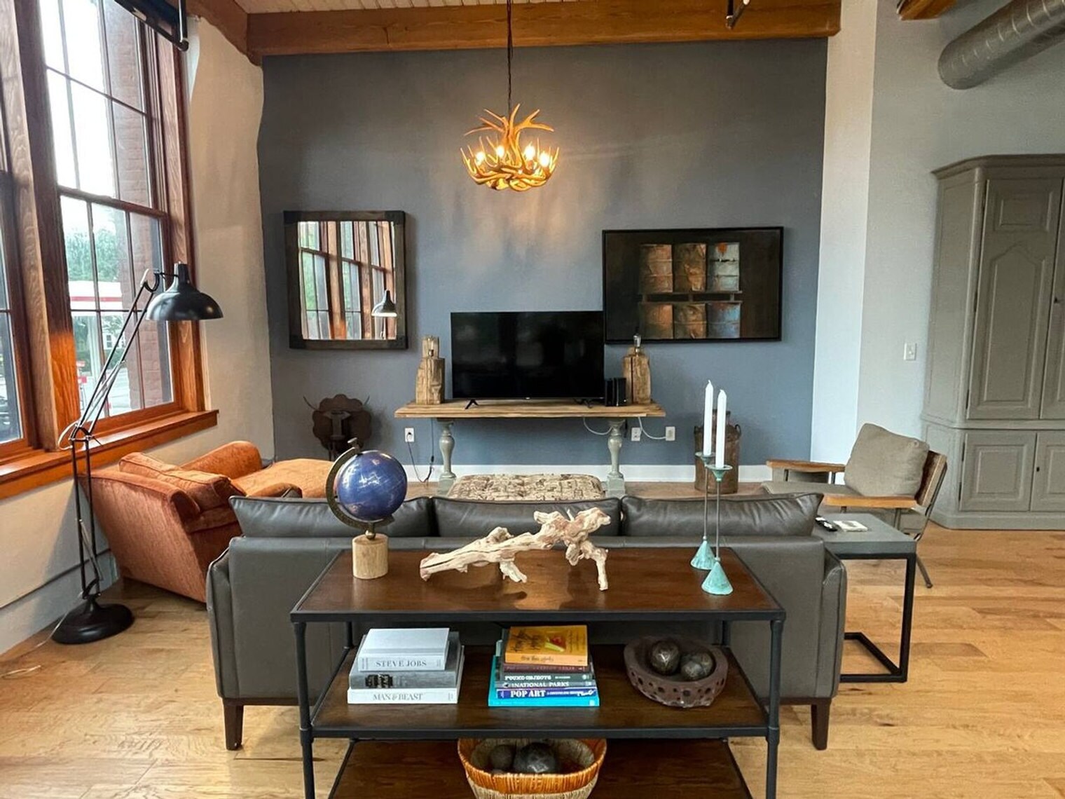 Building Photo - 749 Monroe Ave