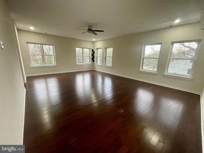 Building Photo - 8618 Jones Mill Rd