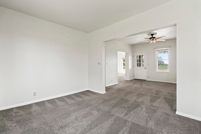 Building Photo - 6281 5000 N