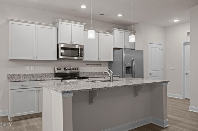 Building Photo - 75 Rolling Waters Ct