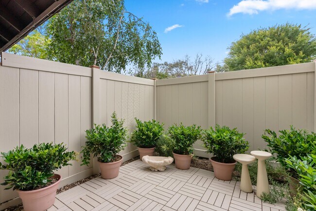 Patio - 22855 S Van Deene Ave