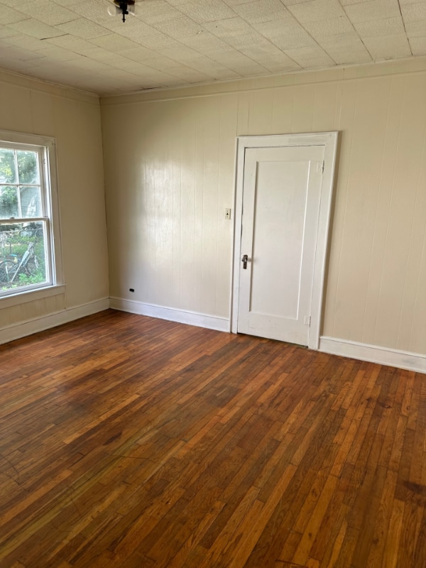 Building Photo - 1515 Maple Ave