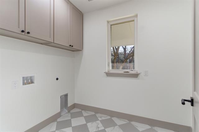 Building Photo - 819 Dubois St