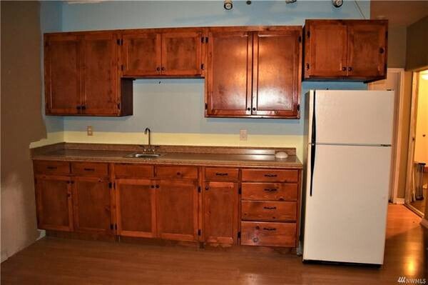 Building Photo - Everett Cute detached MIL one bedroom, gas...
