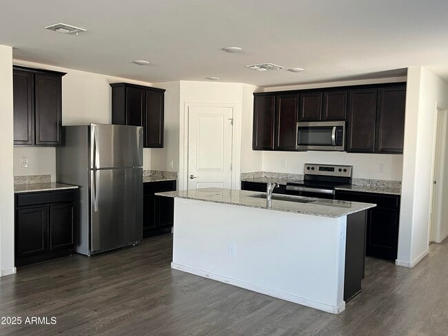 Building Photo - 1544 Demain Dr