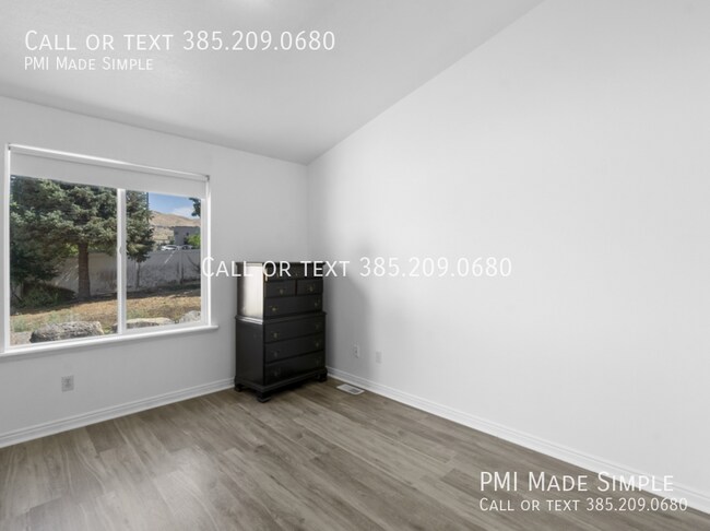 Building Photo - 3464 W Plymouth Rock Cv