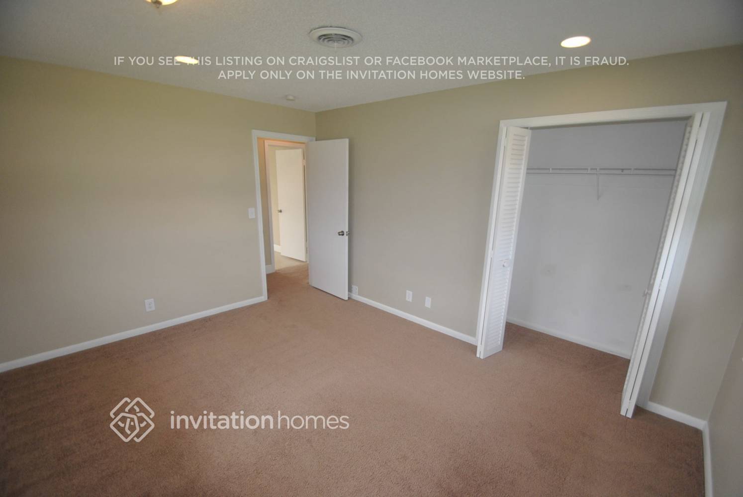 Building Photo - 225 Gleneagles Dr